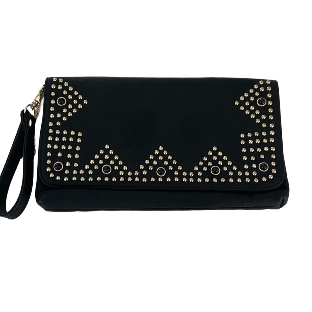 Big Buddha ⭐️ GUC Beige Faux Leather Gold Studded Large Wristlet Clutch